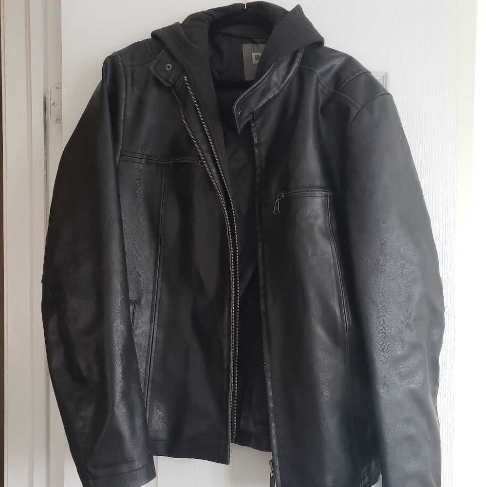 Mens DH3 hooded leather jacket. Size large